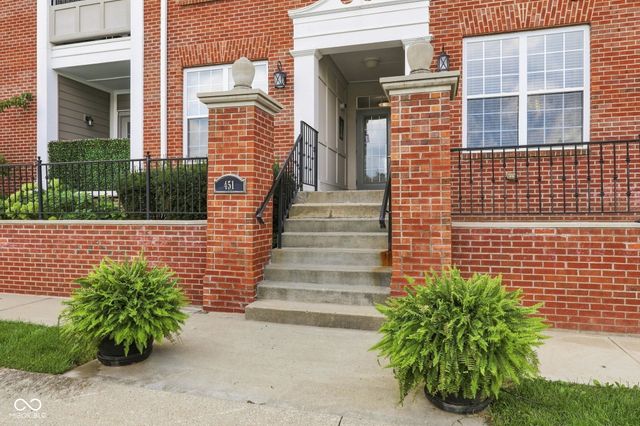 451 American Way N 2G, Carmel, IN 46032