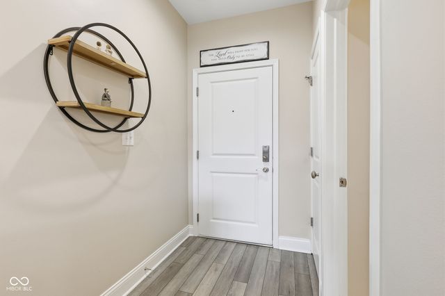 451 American Way N 2G, Carmel, IN 46032