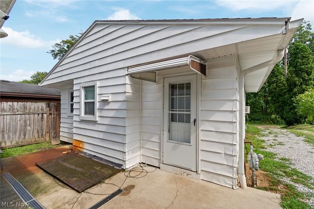 2964 Pressler Road, Uniontown, OH 44685
