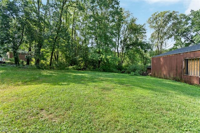 2964 Pressler Road, Uniontown, OH 44685