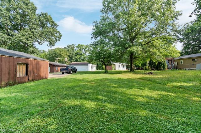 2964 Pressler Road, Uniontown, OH 44685
