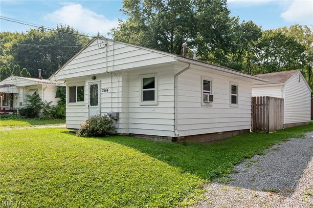2964 Pressler Road, Uniontown, OH 44685