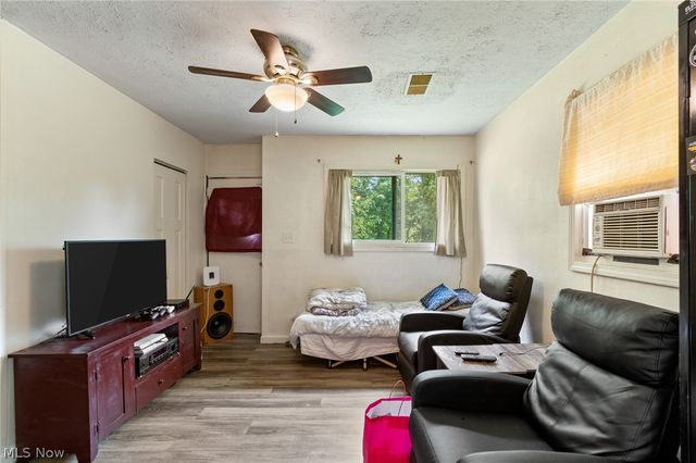2964 Pressler Road, Uniontown, OH 44685