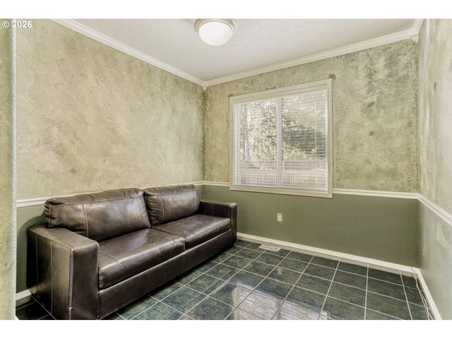 2619 Ne CHARLOIS Dr, Hillsboro, OR 97123