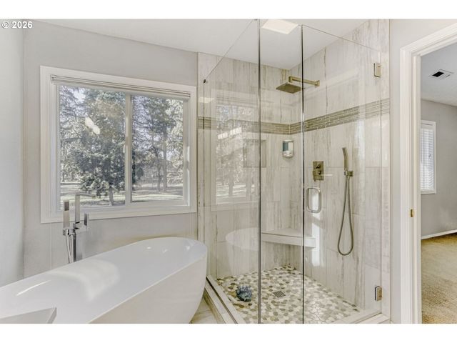 2619 Ne CHARLOIS Dr, Hillsboro, OR 97123