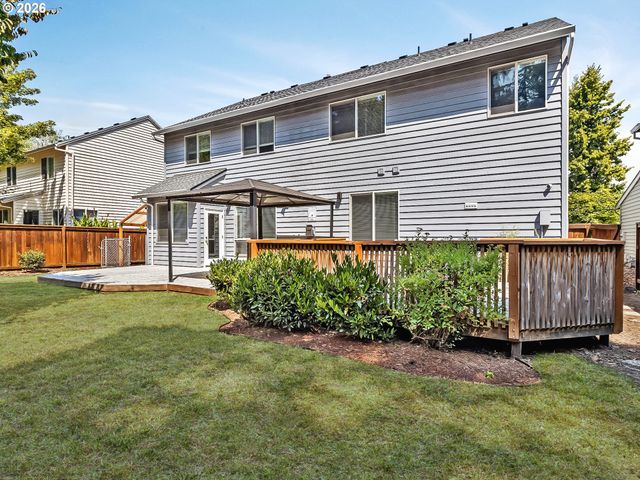 2619 Ne CHARLOIS Dr, Hillsboro, OR 97123