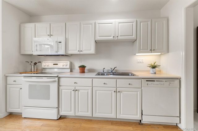 415 Heritage Hills Drive D, Somers, NY 10589