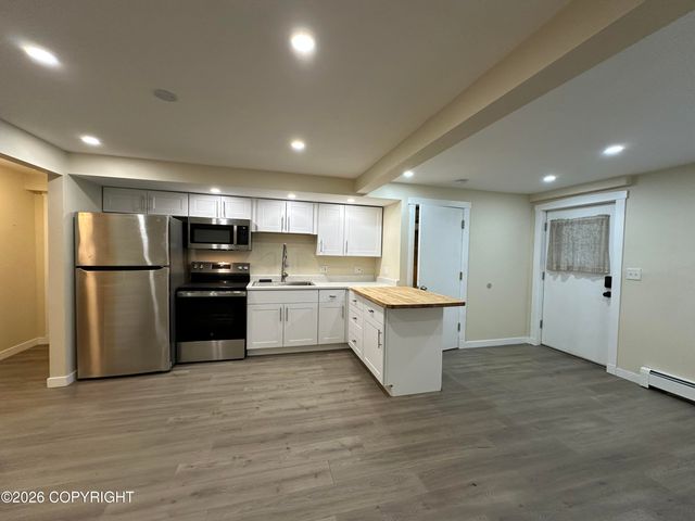 4420 View Circle 1A, Anchorage, AK 99507