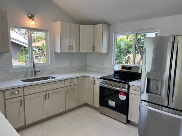 283 Ilikai St, Kihei, HI 96753