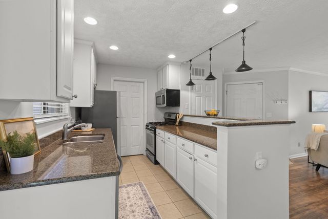 5308 Darlington Road, D, Columbus, OH 43220