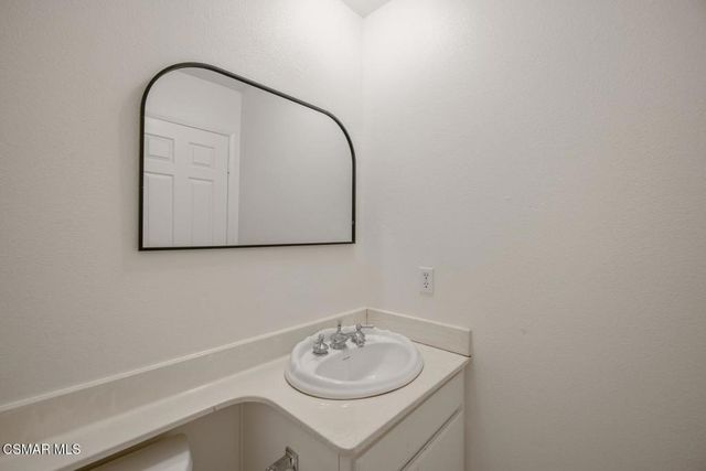 28636 Lapine Avenue, Saugus, CA 91390