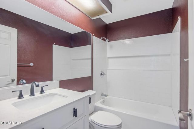 28636 Lapine Avenue, Saugus, CA 91390