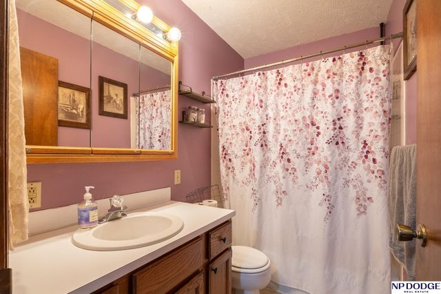 328 N 1St Street, Seward, NE 68434