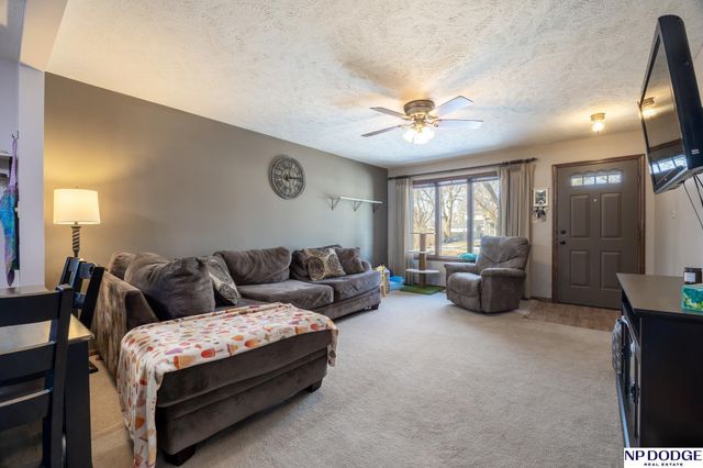 328 N 1St Street, Seward, NE 68434