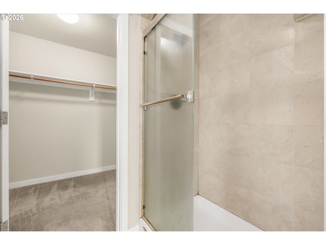 14612 Se NATALYA St, Happy Valley, OR 97086