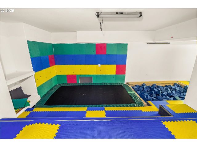 14612 Se NATALYA St, Happy Valley, OR 97086