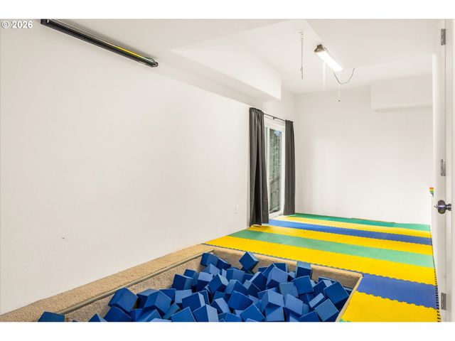 14612 Se NATALYA St, Happy Valley, OR 97086