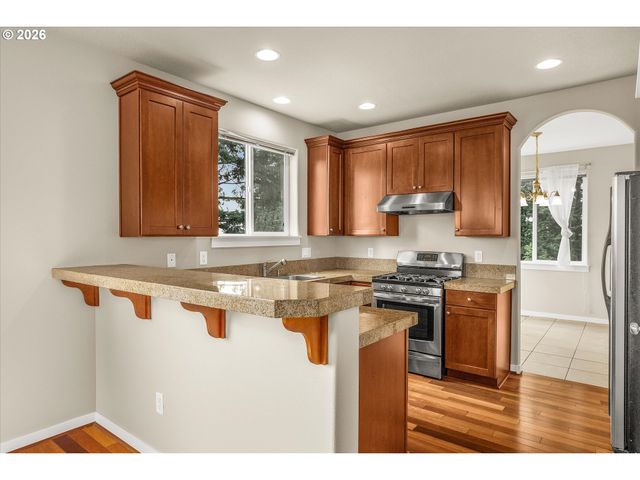 14612 Se NATALYA St, Happy Valley, OR 97086