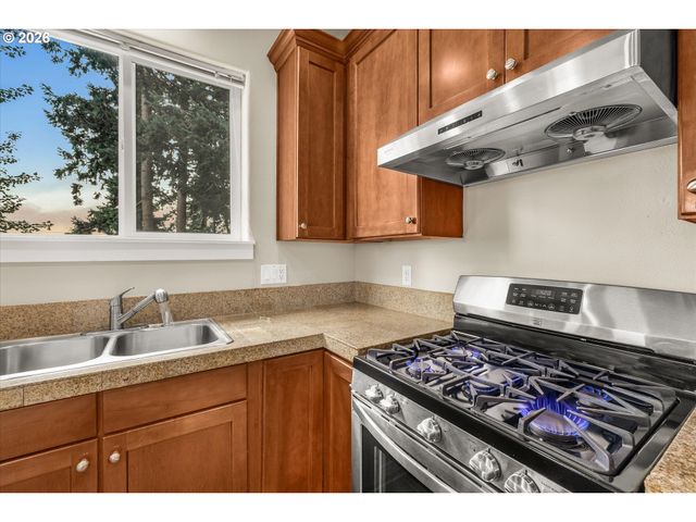 14612 Se NATALYA St, Happy Valley, OR 97086