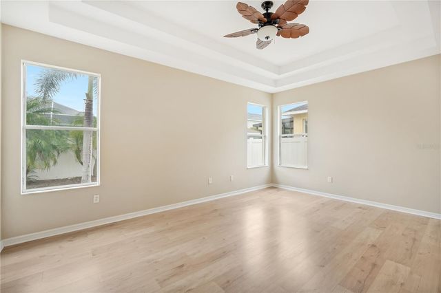 427 STONE BRIAR DRIVE, Ruskin, FL 33570