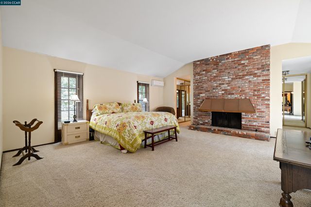 1370 Pine Tree Dr, Alamo, CA 94507