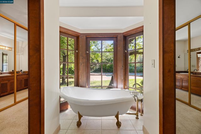 1370 Pine Tree Dr, Alamo, CA 94507