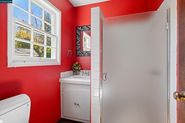 1370 Pine Tree Dr, Alamo, CA 94507