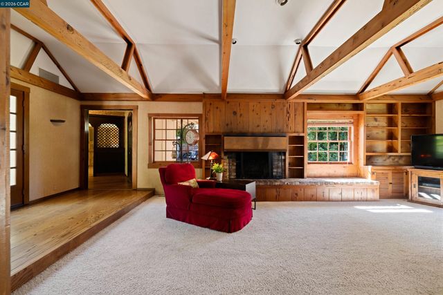 1370 Pine Tree Dr, Alamo, CA 94507