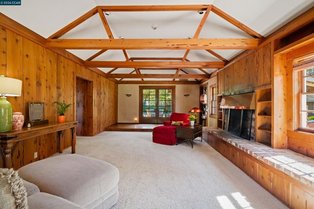 1370 Pine Tree Dr, Alamo, CA 94507