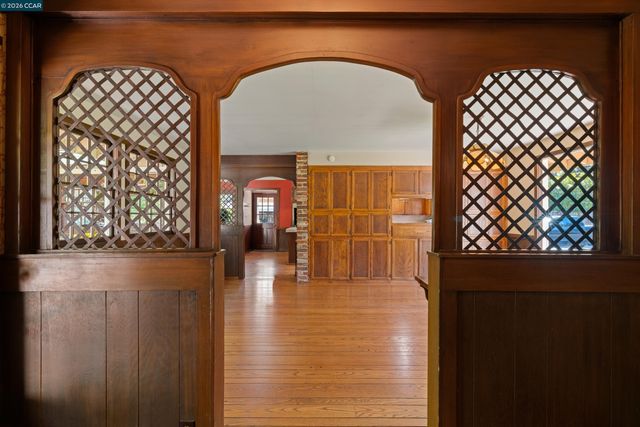 1370 Pine Tree Dr, Alamo, CA 94507