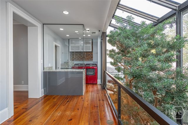 108 W Gordon Street, Savannah, GA 31401