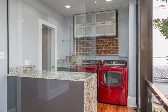 108 W Gordon Street, Savannah, GA 31401