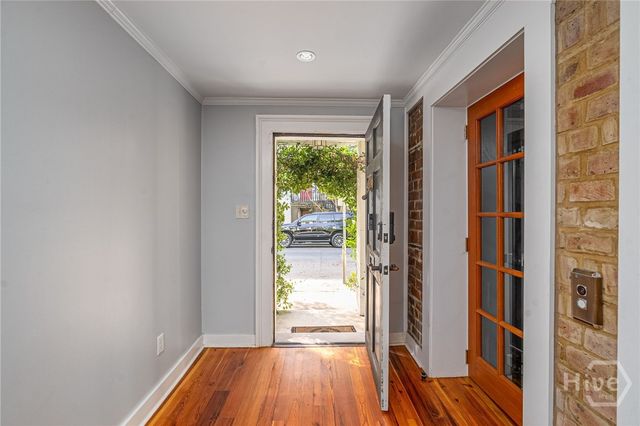 108 W Gordon Street, Savannah, GA 31401