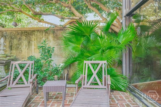 108 W Gordon Street, Savannah, GA 31401