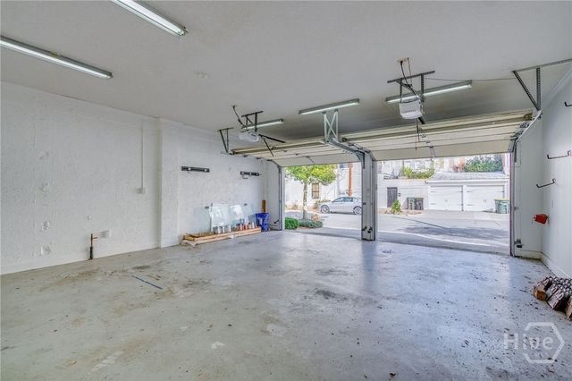 108 W Gordon Street, Savannah, GA 31401