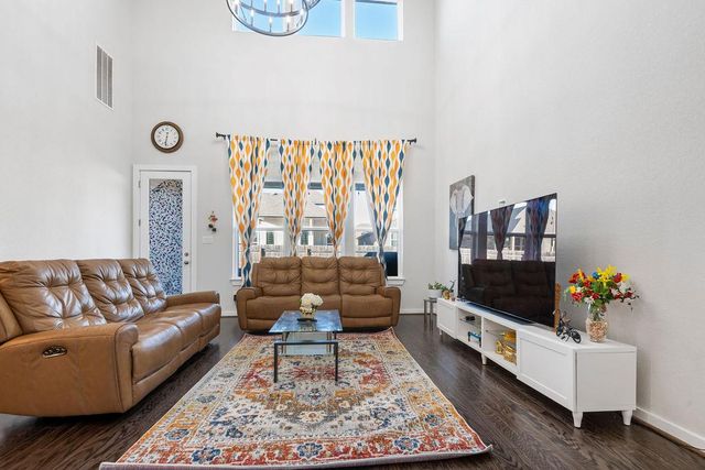 6512 Covina LN, Pflugerville, TX 78660