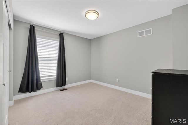 537 Sgt Pepper Drive, St Peters, MO 63376
