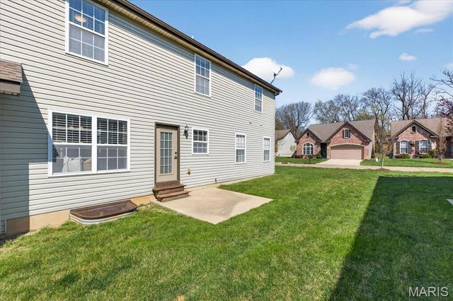 537 Sgt Pepper Drive, St Peters, MO 63376