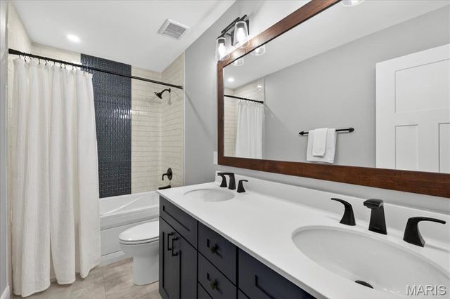 537 Sgt Pepper Drive, St Peters, MO 63376