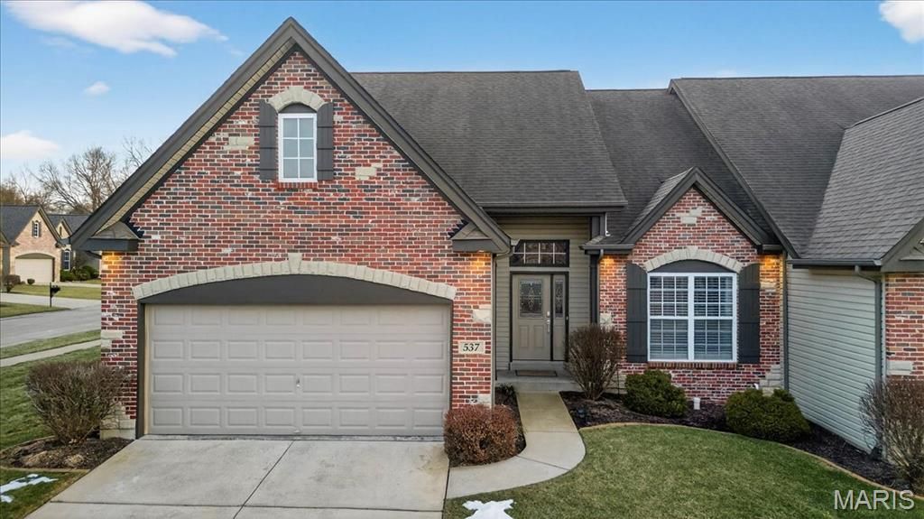537 Sgt Pepper Drive, St Peters, MO 63376