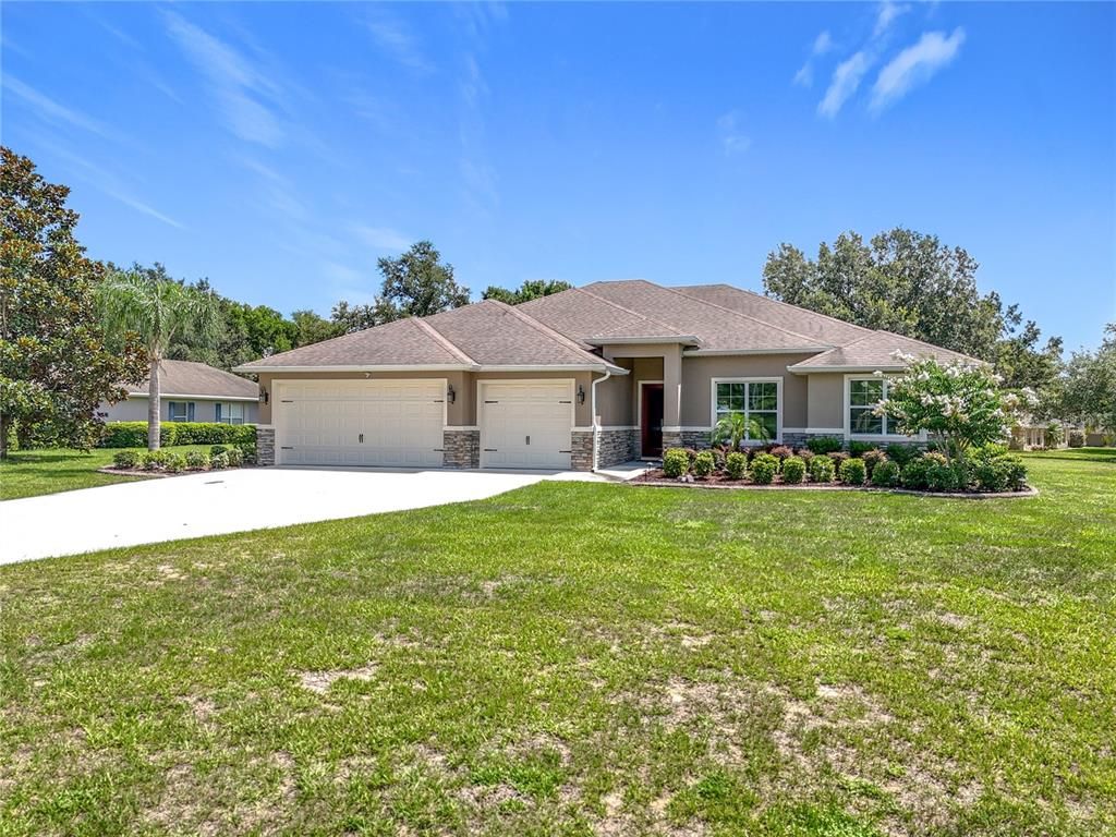 24041 MILFORD DRIVE, Eustis, FL 32736