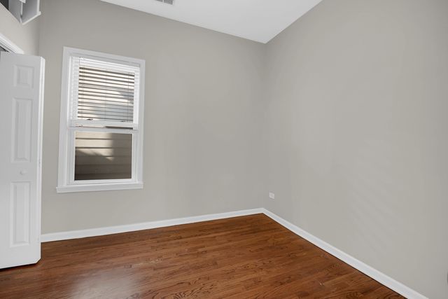 2333 W Montana Street, Chicago, IL 60647