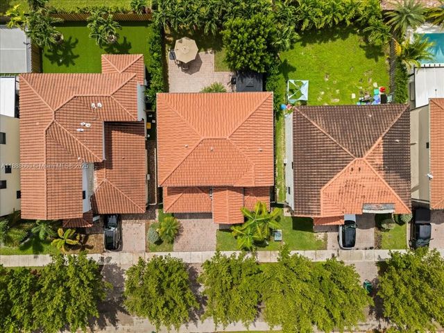 15274 SW 173rd Ln, Miami, FL 33187
