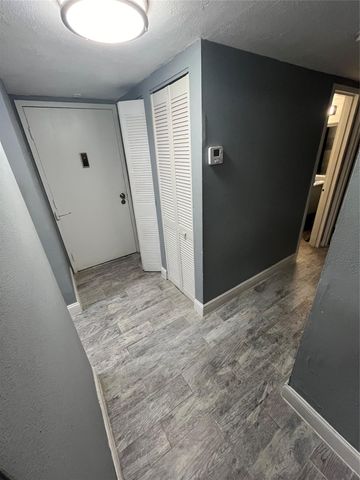 4364 NW 9th Avenue 16-1d, Deerfield Beach, FL 33064
