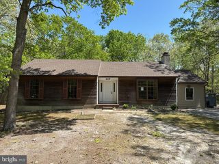 205 COUNTRY LANE, Absecon, NJ 08205