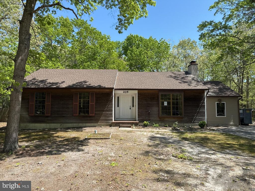 205 COUNTRY LN, Absecon, NJ 08205