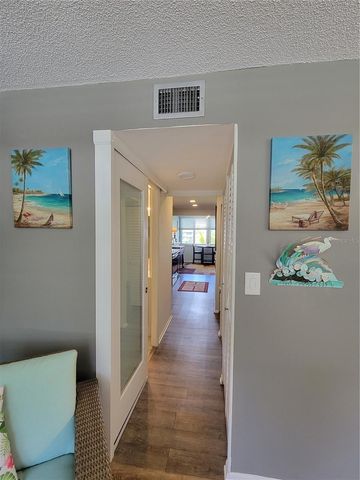 4720 LOCUST STREET NE 219, St Petersburg, FL 33703