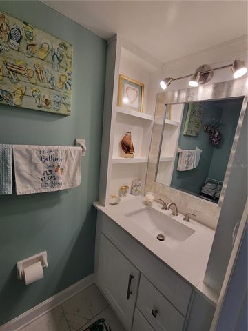 4720 LOCUST STREET NE 219, St Petersburg, FL 33703