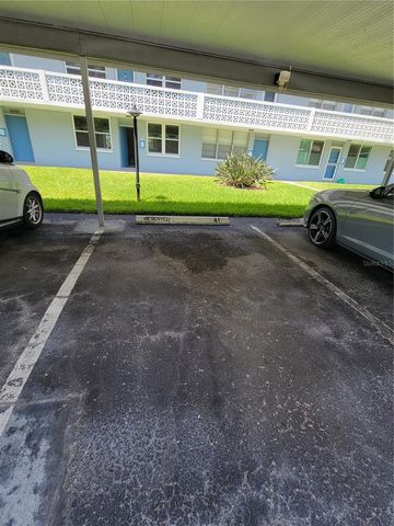 4720 LOCUST STREET NE 219, St Petersburg, FL 33703