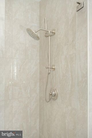 1403 WASHINGTON AVE, Fredericksburg, VA 22401